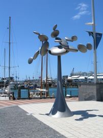 Moving sculpture