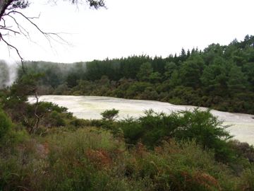 Waiotapu primrose terrace