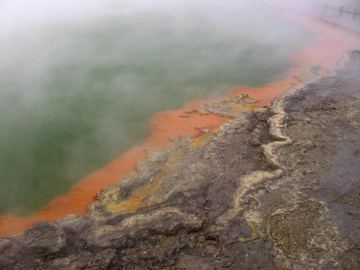 Waiotapu champagne pool