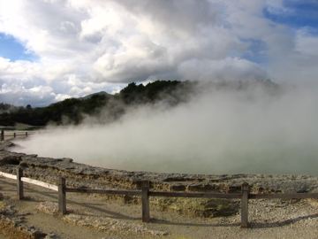 Waiotapu champagne pool