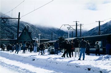 S Snow